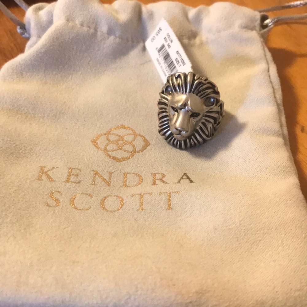 Kendra Scott lion ring